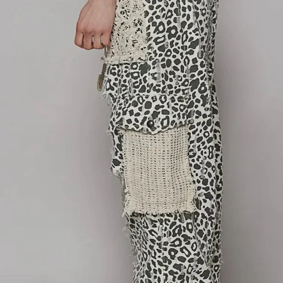 New POL 48 hr / free shipping: Best Seller Leopard Print Distressed Pants - Picture 3 of 5